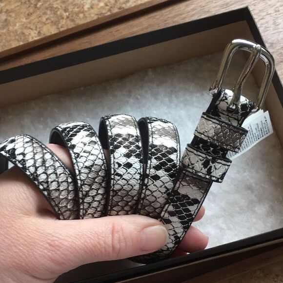 Banana Republic Women’s Trouser Belt - Picture 1 of 8